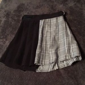 Pleated two toned skirt